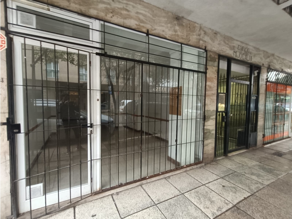 ALQUILER LOCAL COMERCIAL ZONA CENTRO - 2