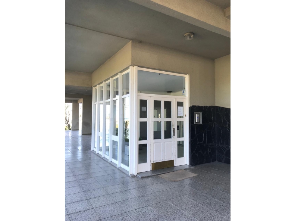 VENTA DEPARTAMENTO 4 AMB. ZONA BENDU CON ESP COCHERA APTO CRÉDITO - 3