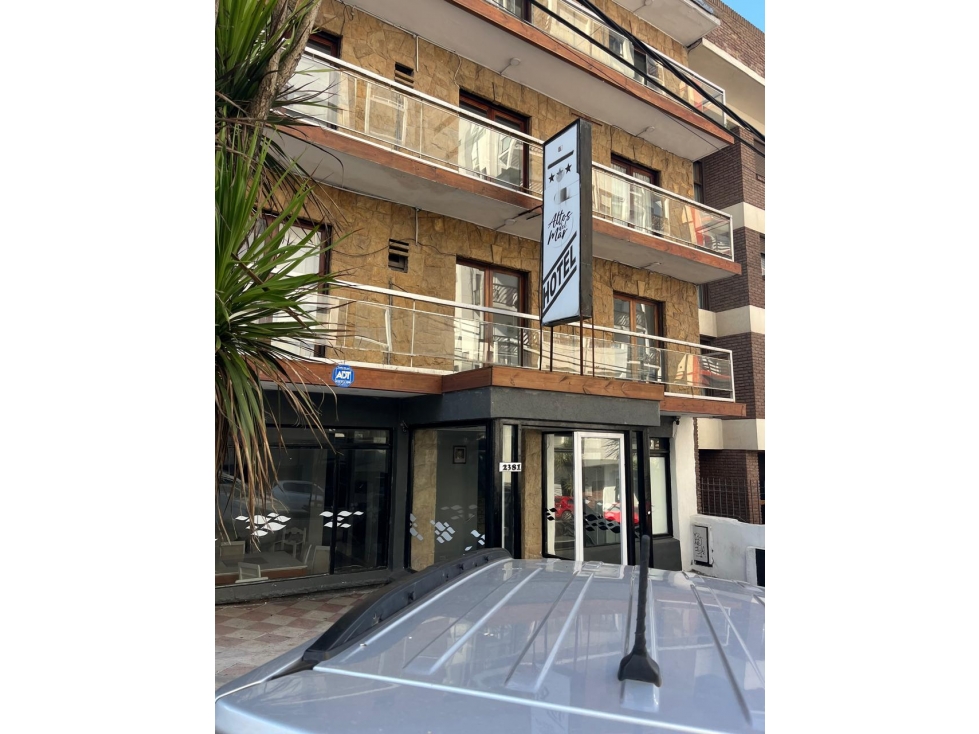 Venta Hotel en La Perla 38 Hab a 100 m del Mar - 2