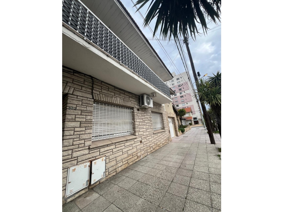 DEPARTAMENTO 3 AMB SALTA 576 Primer piso por Escalera. — foto 4
