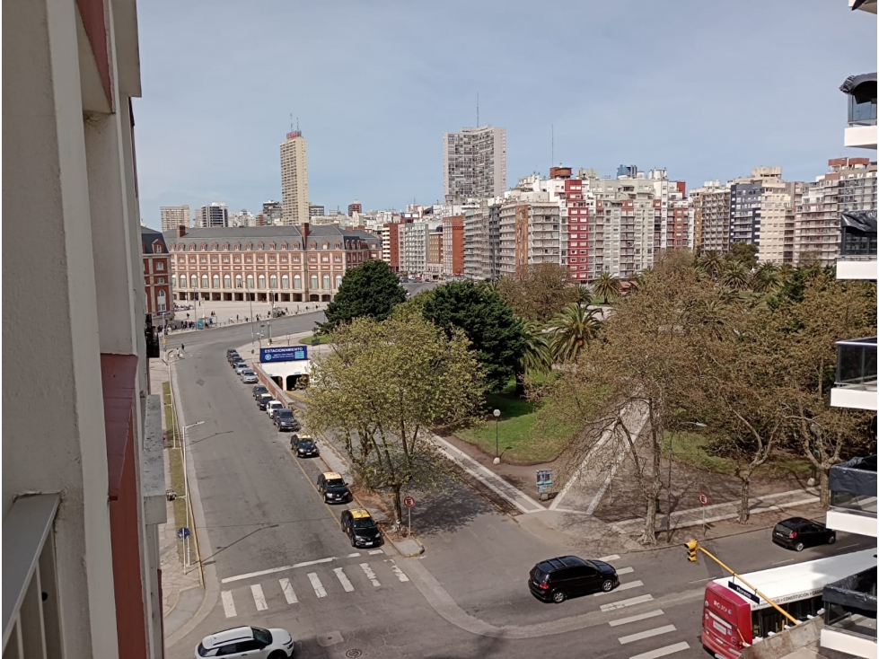 2 AMB y MEDIO EN PLENO CENTRO FRENTE AL CASINO - BUENOS AIRES 1987