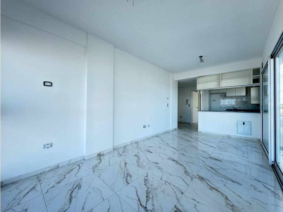 2 AMB. VISTA AL MAR - R. GUTIERREZ 865 - Parque Luro — foto 4