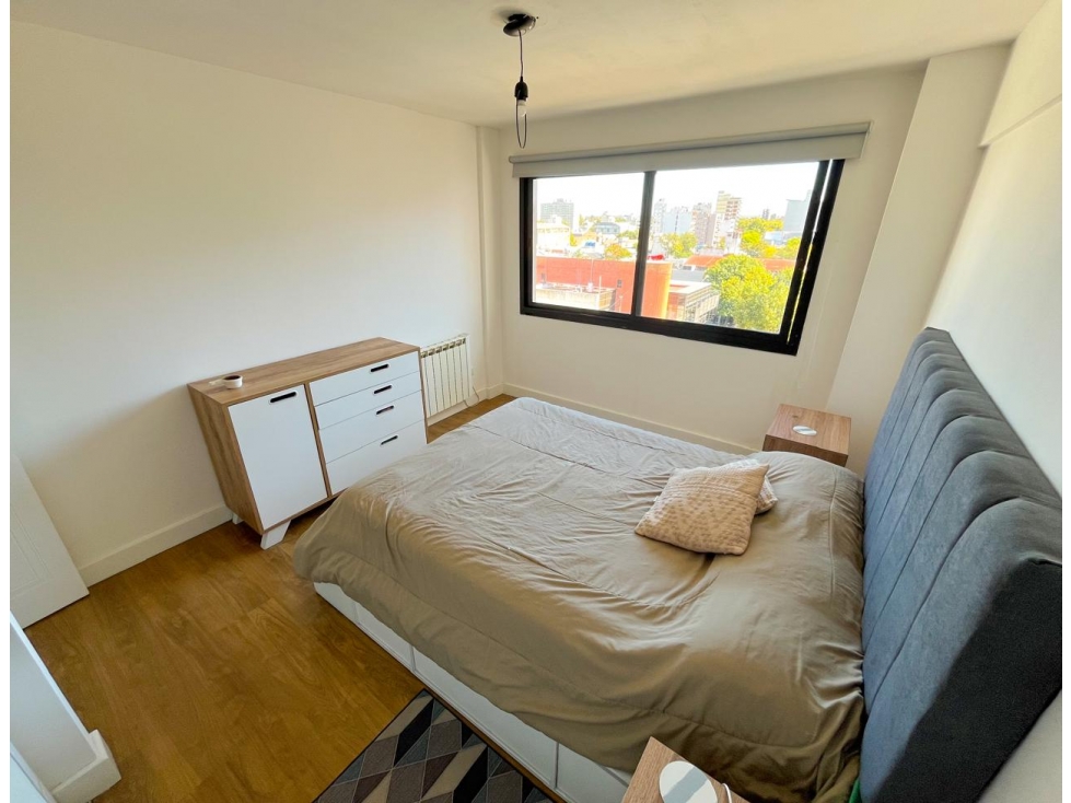 VENTA 2 AMB ED. VILLAGE CON COCHERA PLAZA MITRE — foto 6