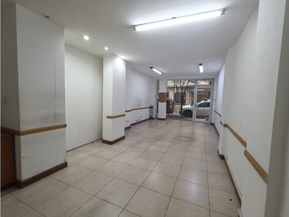 ALQUILER LOCAL COMERCIAL ZONA CENTRO - 6