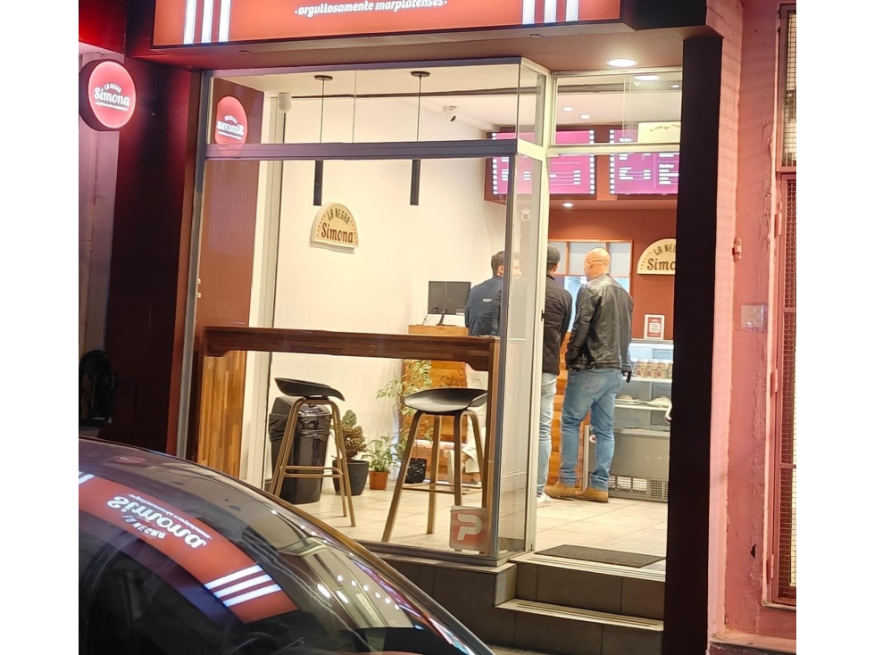 OPORTUNIDAD FONDO DE COMERCIO GASTRONOMICO ZONA GUEMES - 1