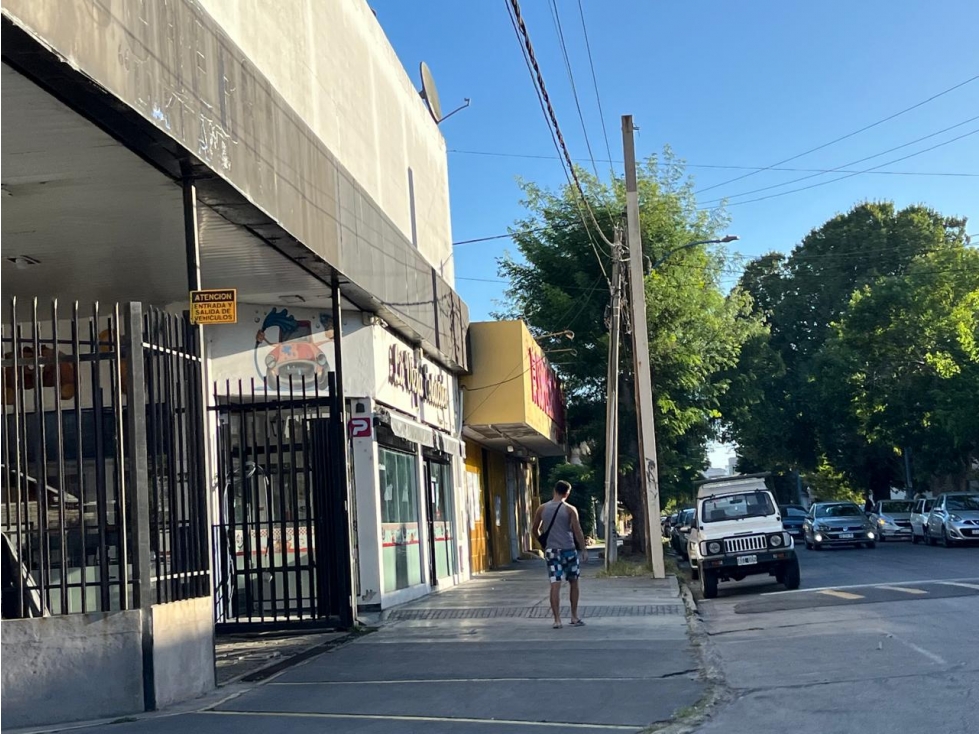 ESTACIONAMIENTO LAVADERO AUTOS- LOCAL San Juan y Río Negro — foto 5