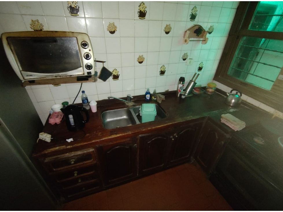 CASA 4 AMBIENTES ESTILO COLONIAL - BARRIO GROSELLAR - APTO CREDITO — foto 4