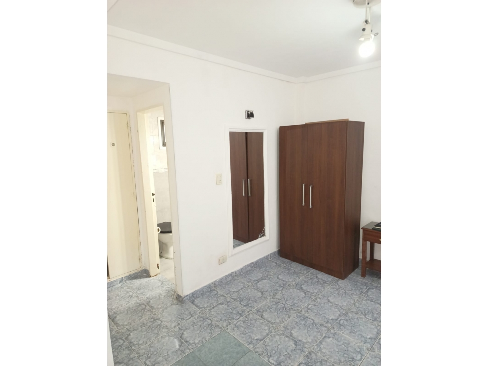 ALQUILER X 24 MESES AMBIENTE Y MEDIO PLAZA MITRE. - 5