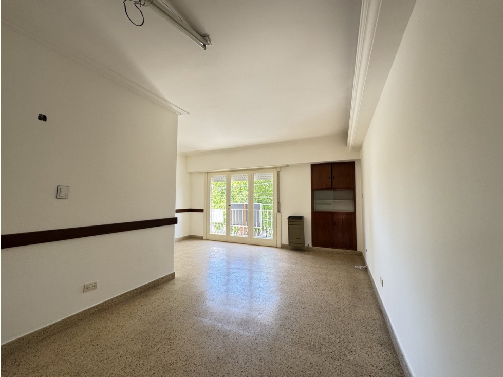 PH 1° piso con Cochera y terraza Propia LA PAMPA 400 — foto 3