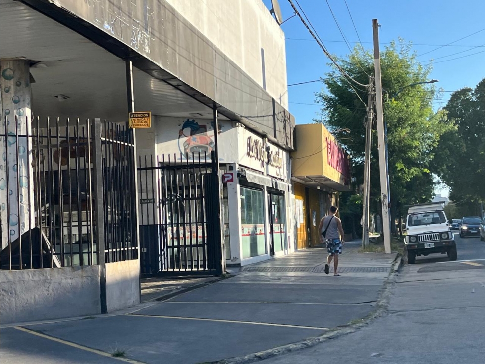 ESTACIONAMIENTO LAVADERO AUTOS- LOCAL San Juan y Río Negro — foto 6