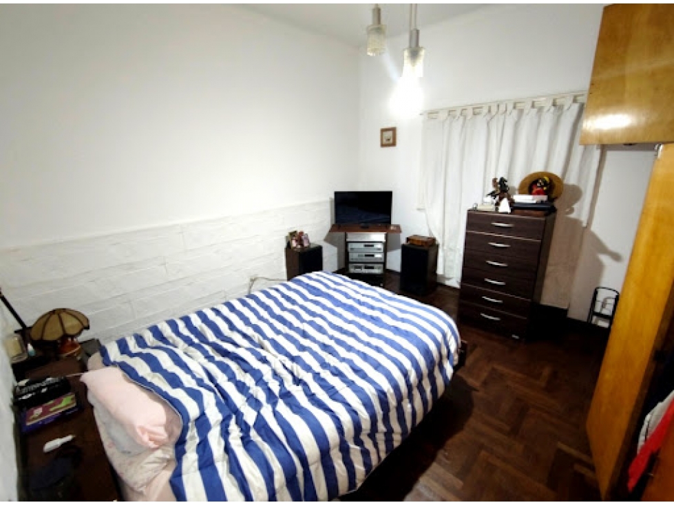 CASA EN 5 AMBIENTES CON COCHERA . P RAMOS OESTE - 5