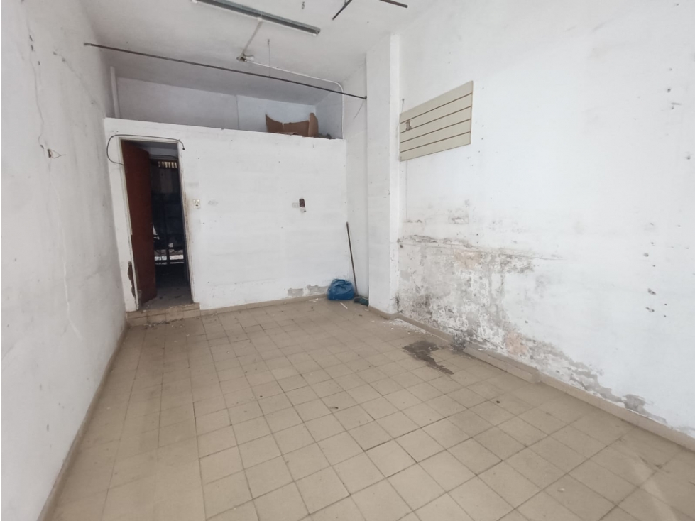 VENTA LOCAL ZONA ALDREY A RECICLAR - 5
