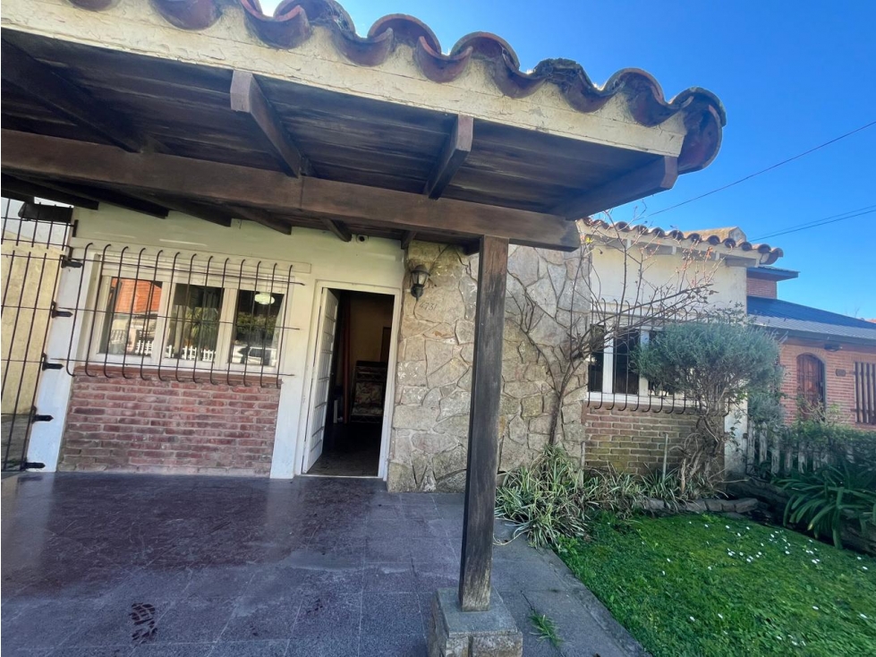 CASA 3 AMB. CHAPEROUGE 4700