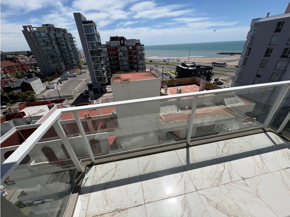 2 AMB VISTA AL MAR - GUTIERREZ 865 - Parque Luro