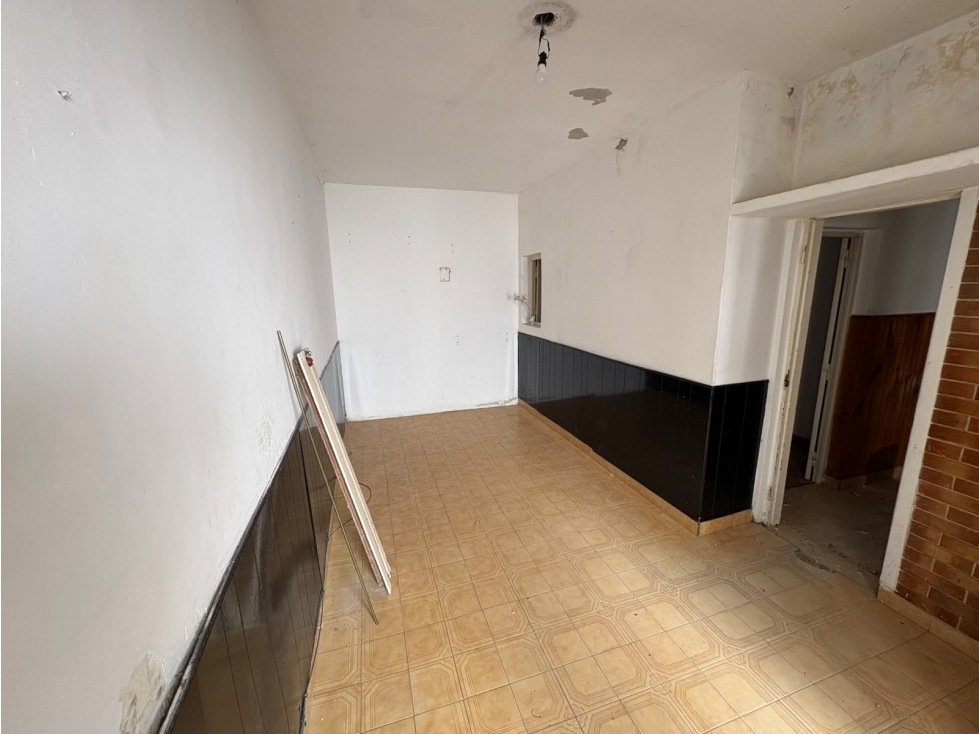 OPORTUNIDAD PH 3 AMBIENTES A RECICLAR CON COCHERA VILLA PRIMERA - 3