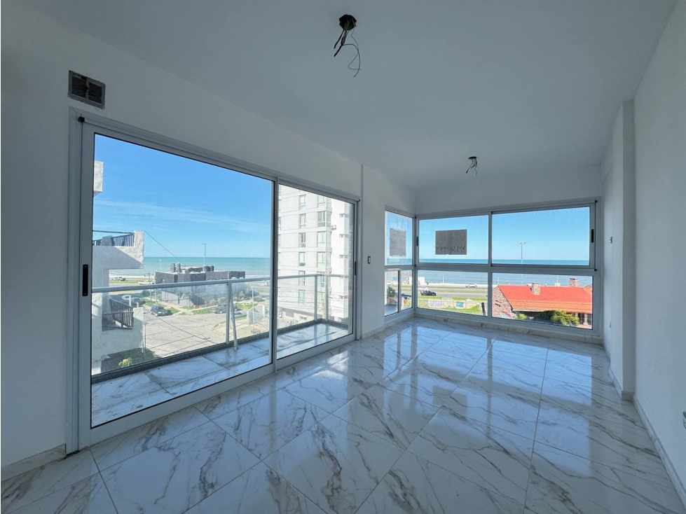 2 AMB. VISTA AL MAR - R. GUTIERREZ 865 - Parque Luro — foto 2