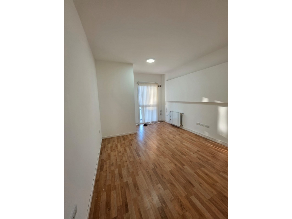 ALQUILER SEMIPISO OFICINA - ZONA GUEMES - 2