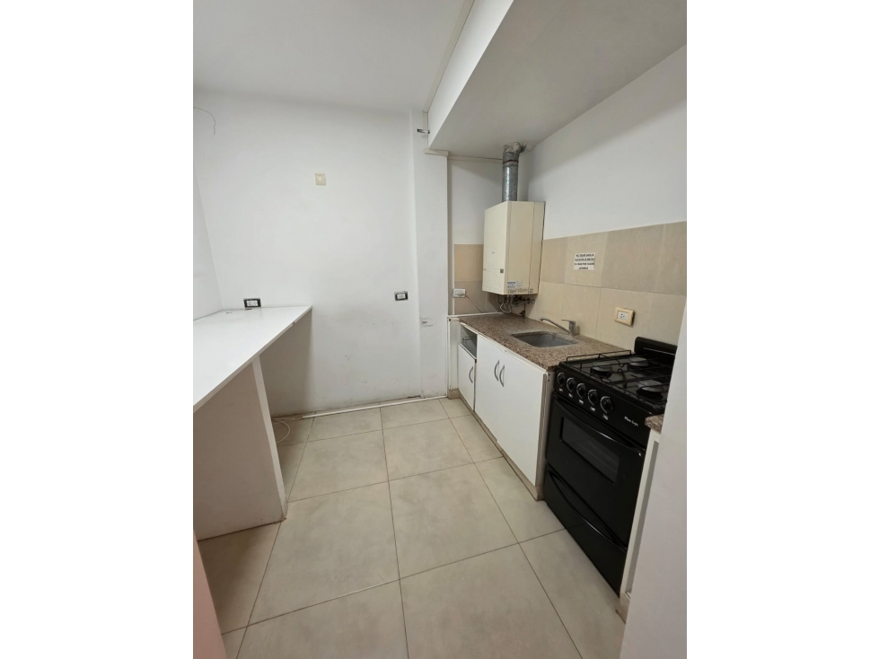 ALQUILER SEMIPISO OFICINA - ZONA GUEMES - 3
