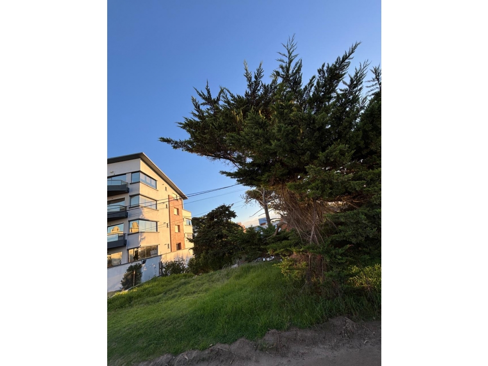 Venta excelente Lote de 480 m2 salida a 2 calles a 50 mts. de la playa - 2