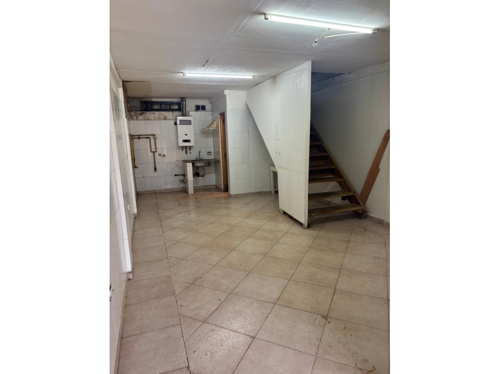 Alquiler Local comercial con gas natural!! - 6