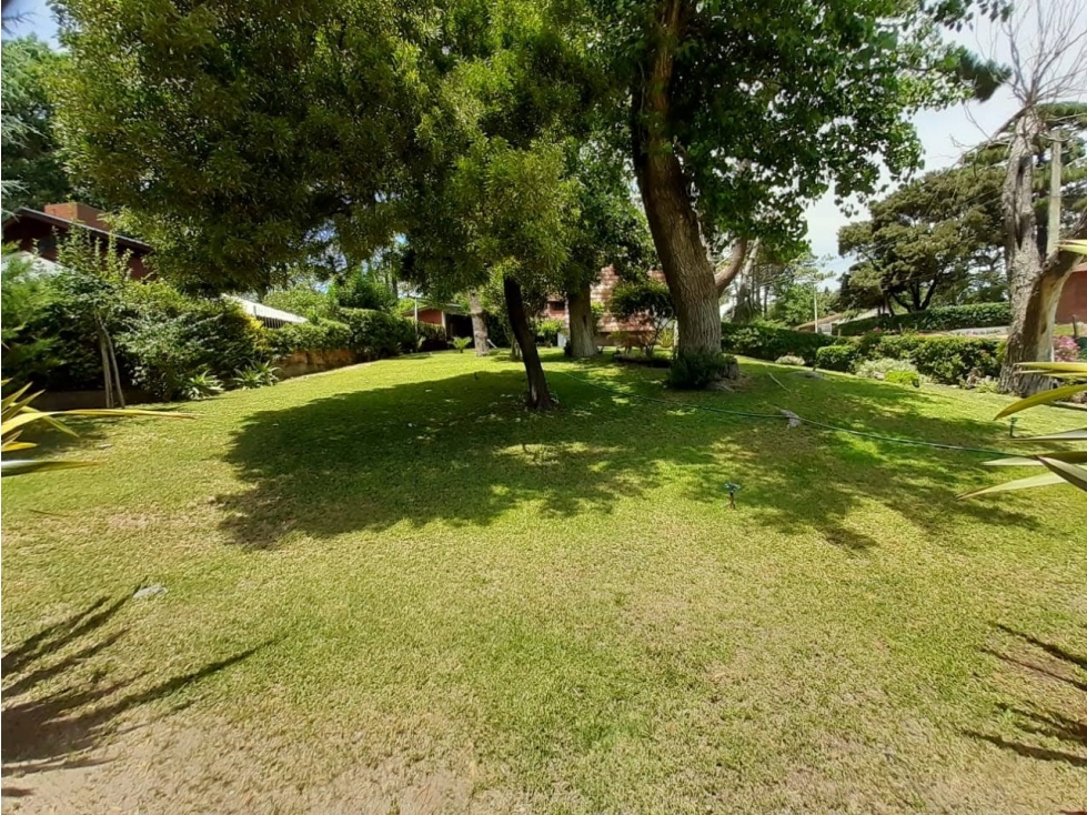 Casa Alpina en venta. Lote esq. de 700m2!!! - 4