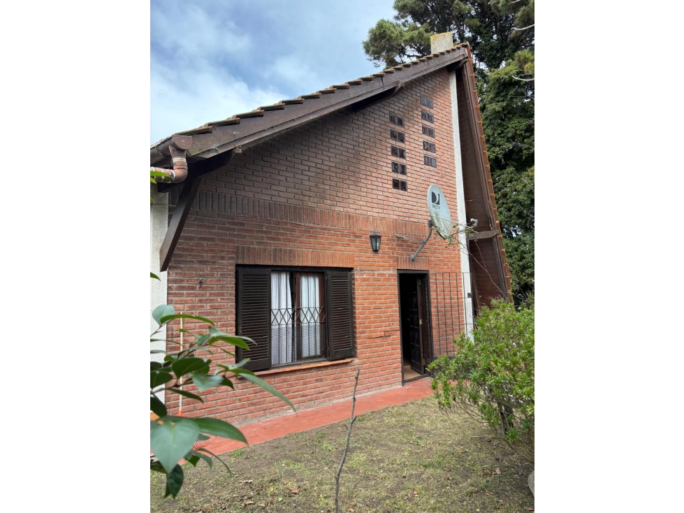VENTA CASA ALPINA a Cuatro cuadras de la Playa-Lote 800m2 — foto 4