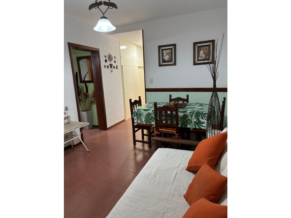Alquiler Verano 2026/2027!!! Dpto. 2 amb.! 1er. piso — foto 5