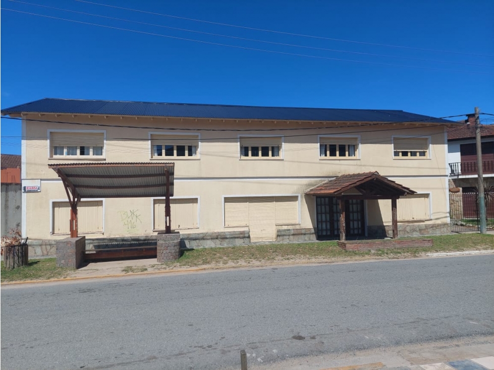 Venta de 6 dptos. en block a tres cuadras del mar!!!