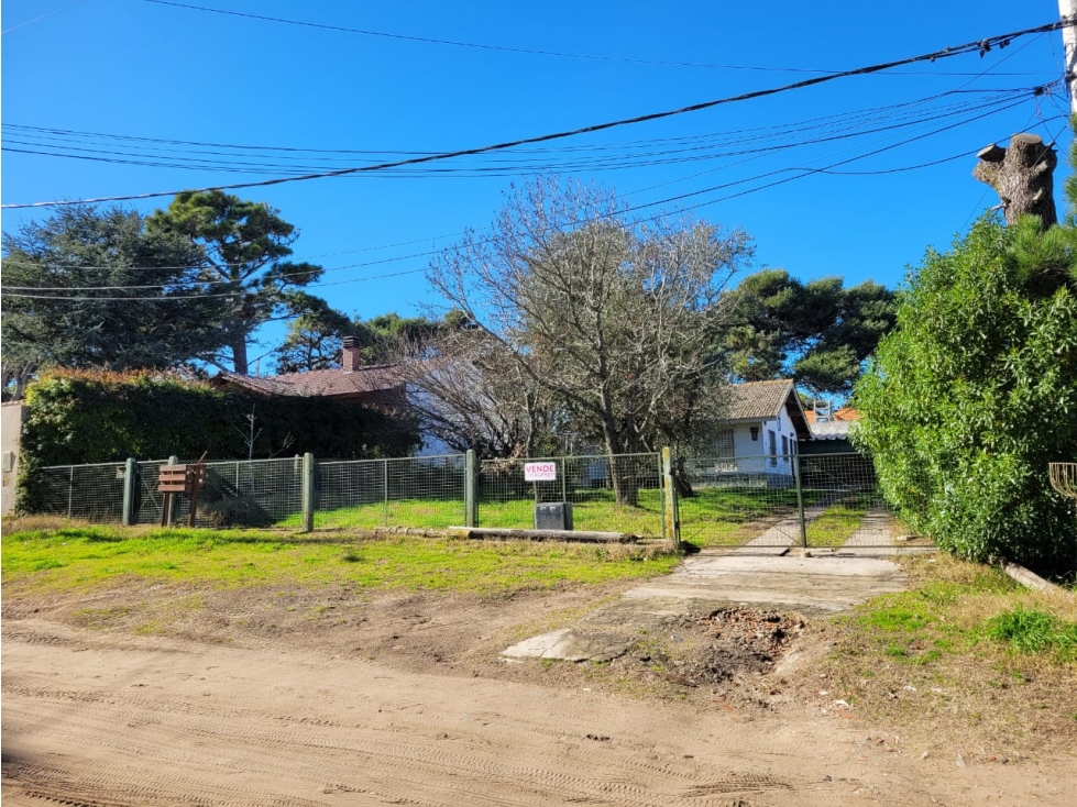 Venta de Chalet sobre lote de 630 m2 -Gas natural!!!! - 4