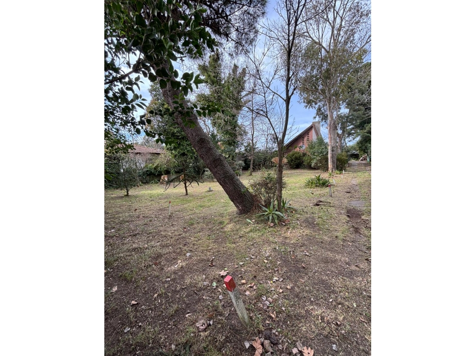 VENTA CASA ALPINA a Cuatro cuadras de la Playa-Lote 800m2 — foto 5