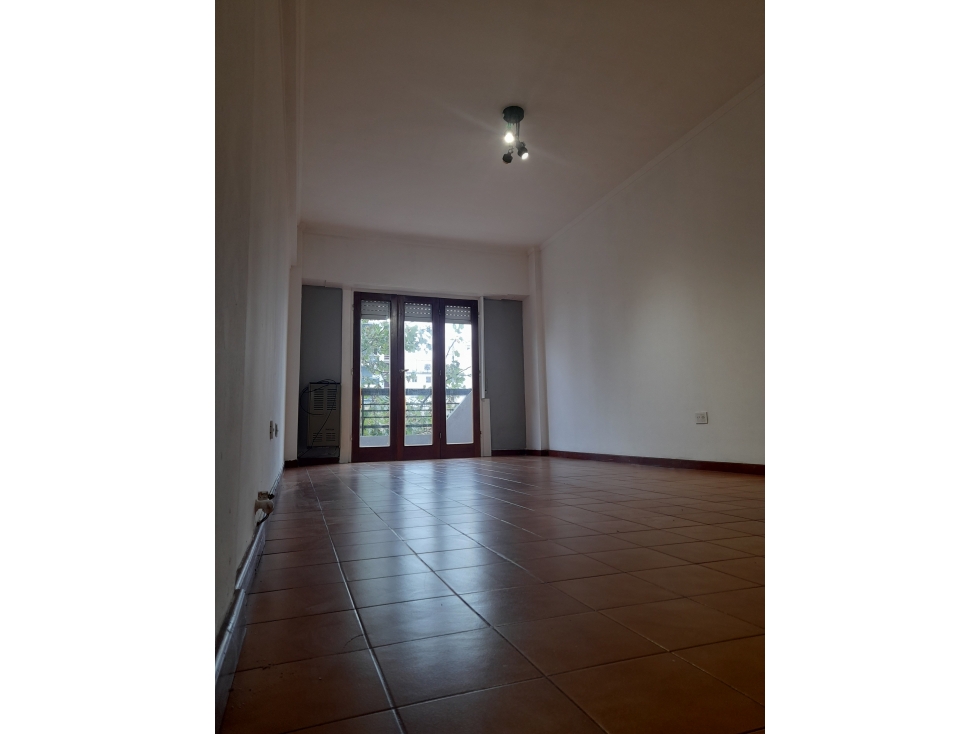 Departamento 2 ambientes en Venta con Balcón al frente
