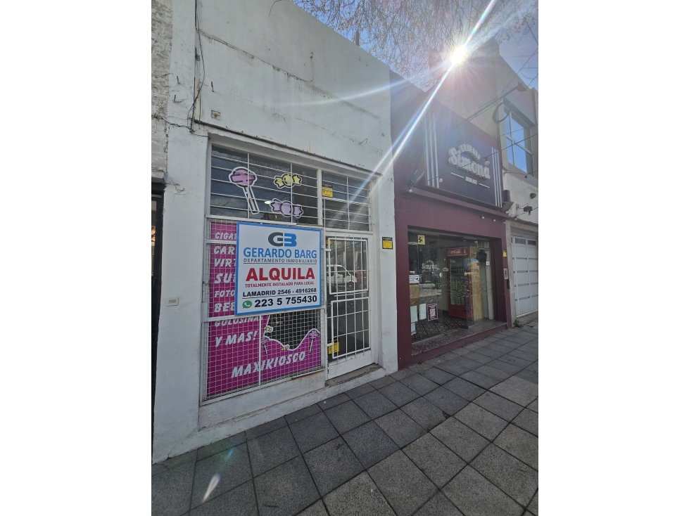 Alquiler local comercial (Talcahuano y Juan B. Justo)
