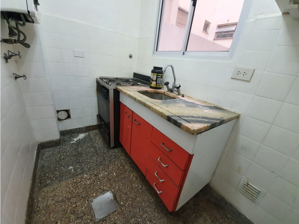 Alquiler 2 ambientes con patios (Alsina 2400) — foto 3