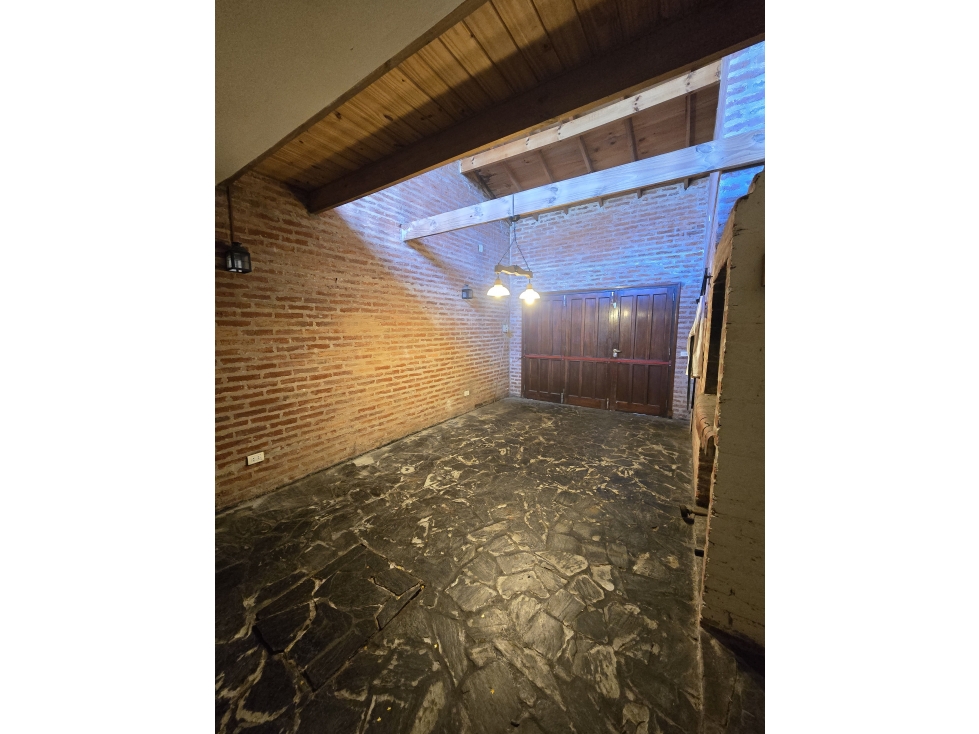 CHALET EN VENTA DE 4 AMB (STORNI AL 5000) — foto 6