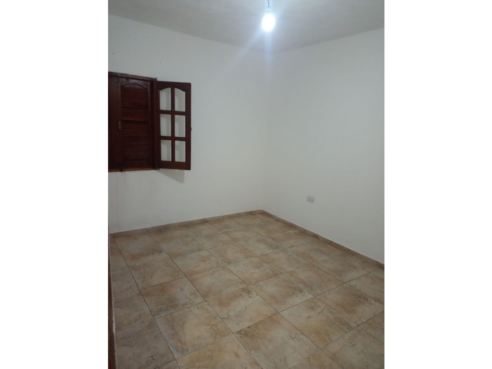 Septiembre - Casa en Alquiler en Barrio Cerino - 2