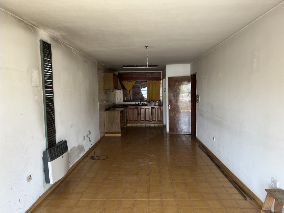 Importante Inmueble sobre Av. Savio de Río Tercero - 4
