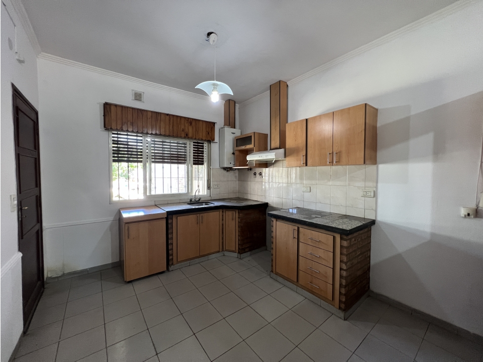 VENTA FINANCIACIÓN Casa en Barrio Castagnino de Río Tercero - 4