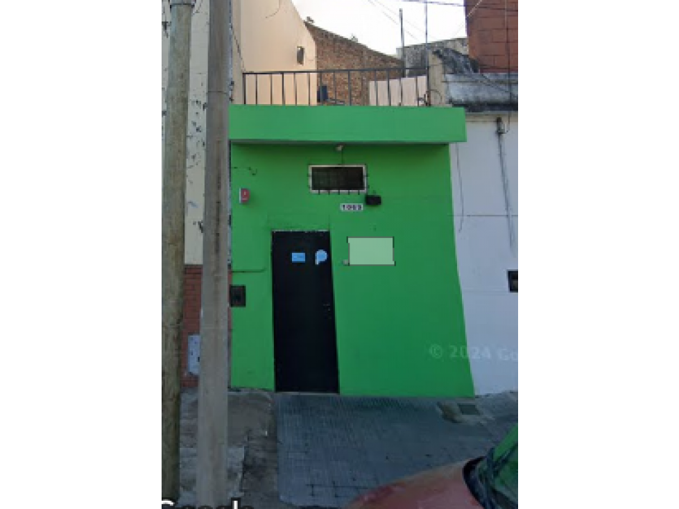 SE VENDE CASA MAS DEPARTEMENTO EN B° PUEYRREDON - 2