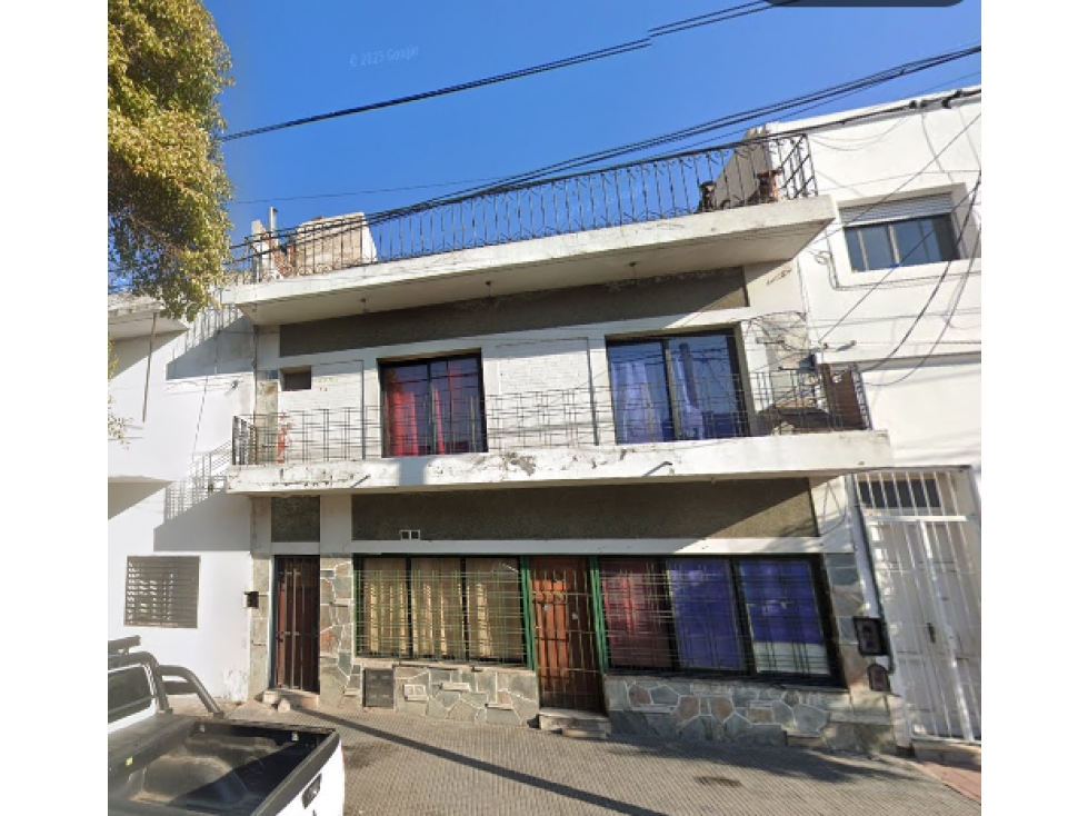 SE VENDE CASA MAS DEPARTEMENTO EN B° PUEYRREDON - 1