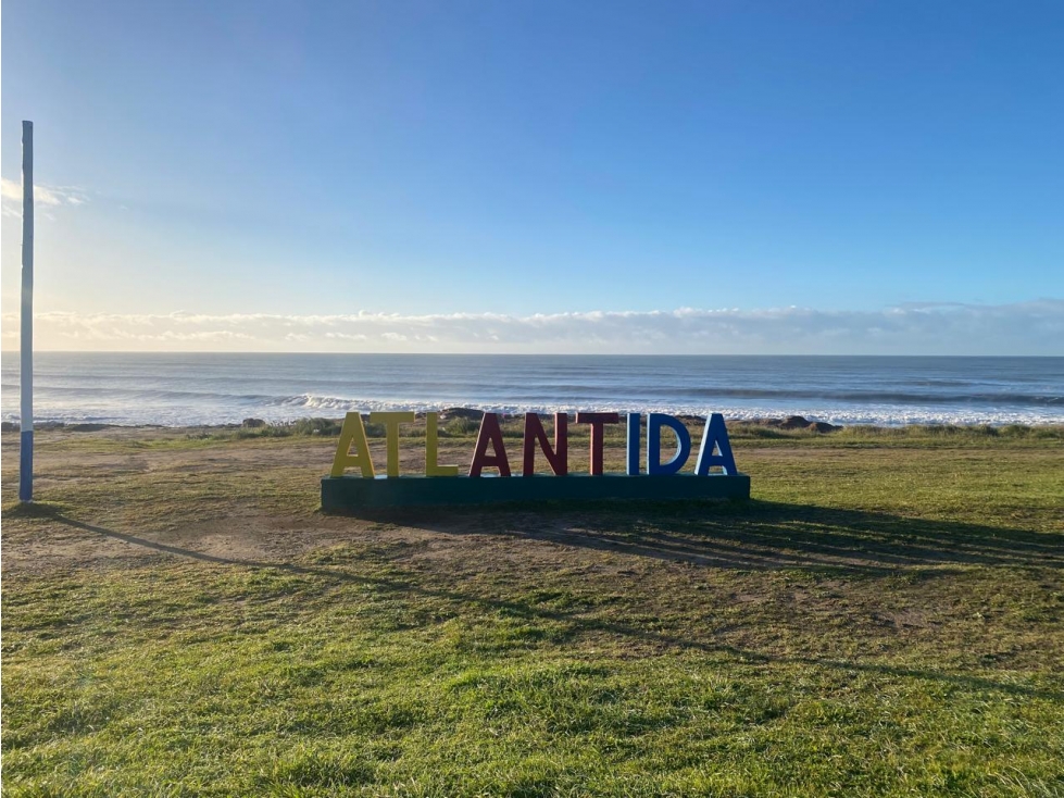 Lote en venta en Atlantida - 1
