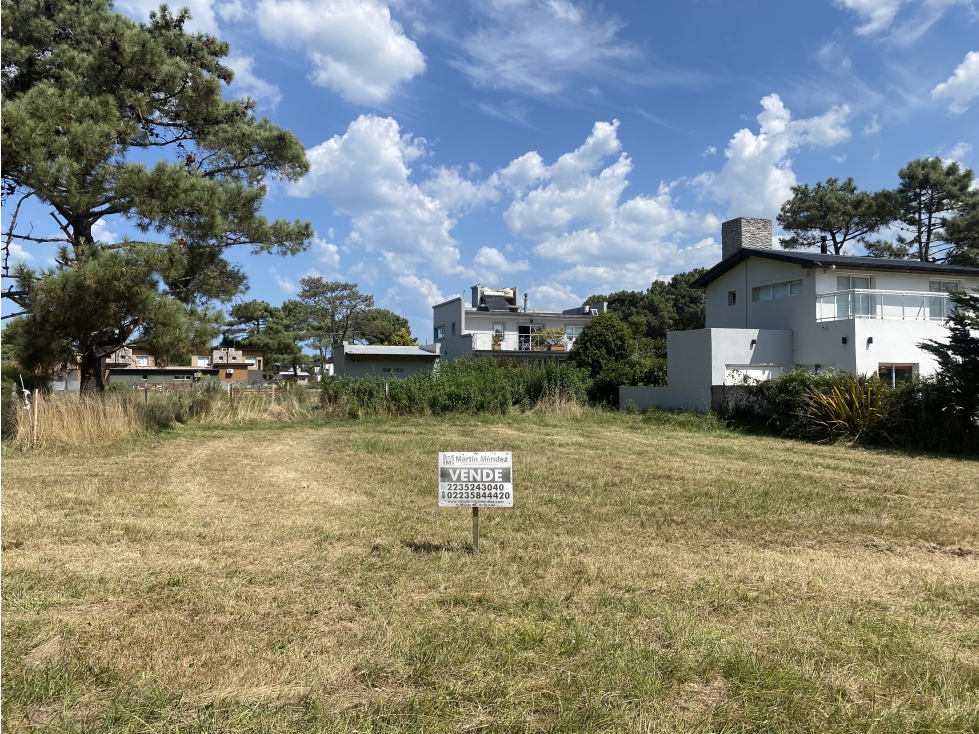 Lote en Venta en La Caleta - 1