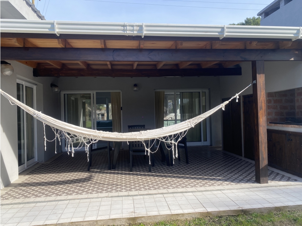 Casa moderna en venta en La Caleta - 4