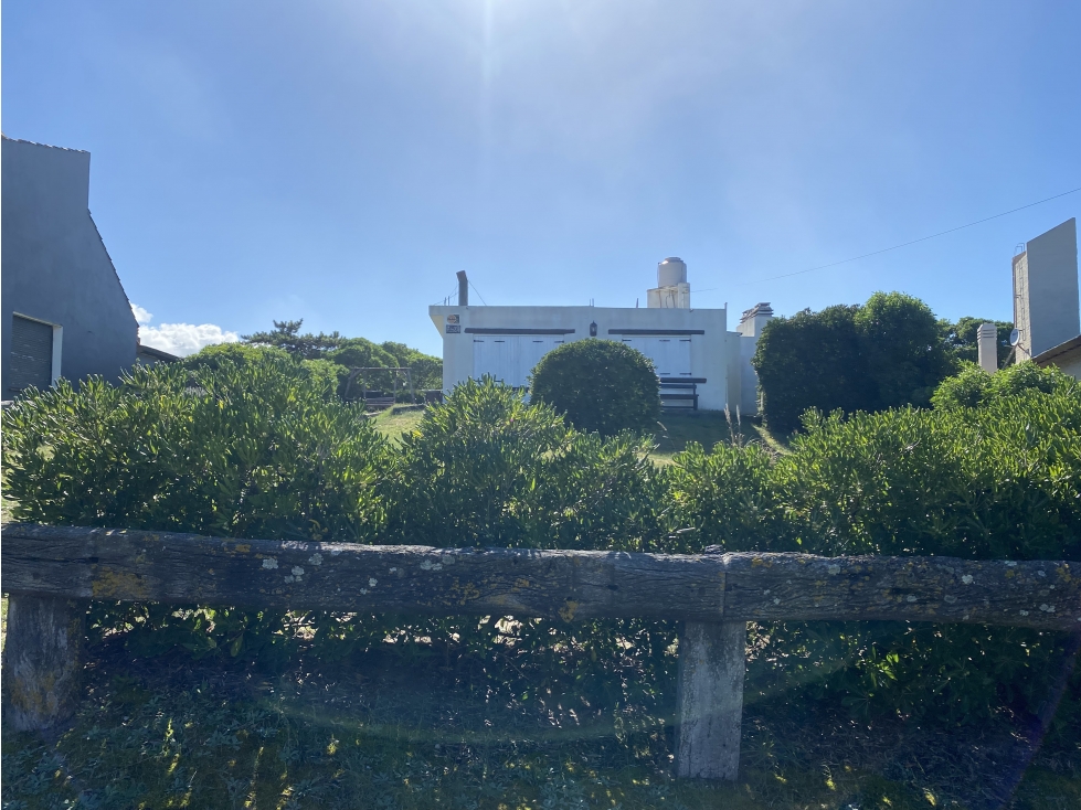 Casa en Venta en Mar Chiquita a 100 mts del mar - 3