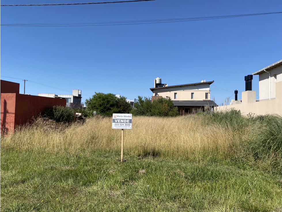 Lote en venta en La Caleta - 2