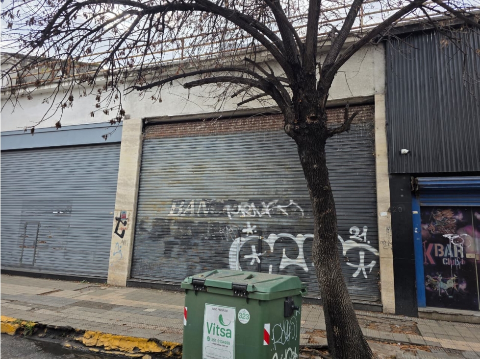 Venta Local Comercial en el Centro calle Humberto Primo 420 - 1