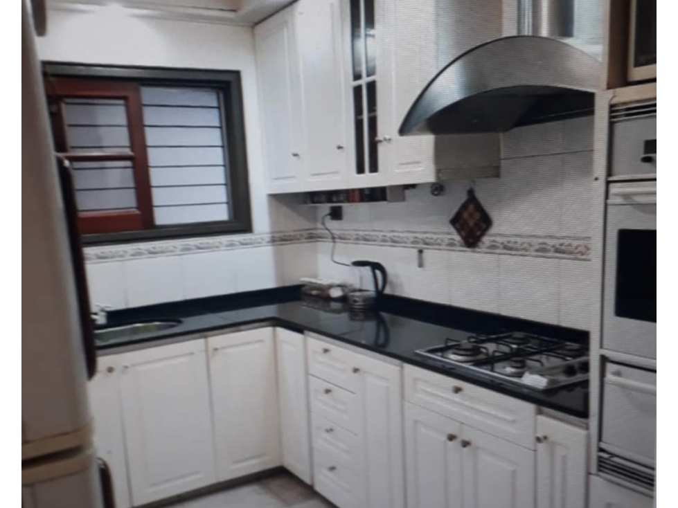 VENDO PERMUTO CASA - JACUZZI - SAUNA - PILETA - 2