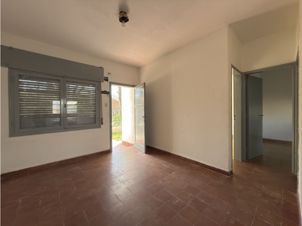 ALQUILER - CASA 2 DORMITORIOS - ALTOS DE VELEZ SARSFIELD — foto 2