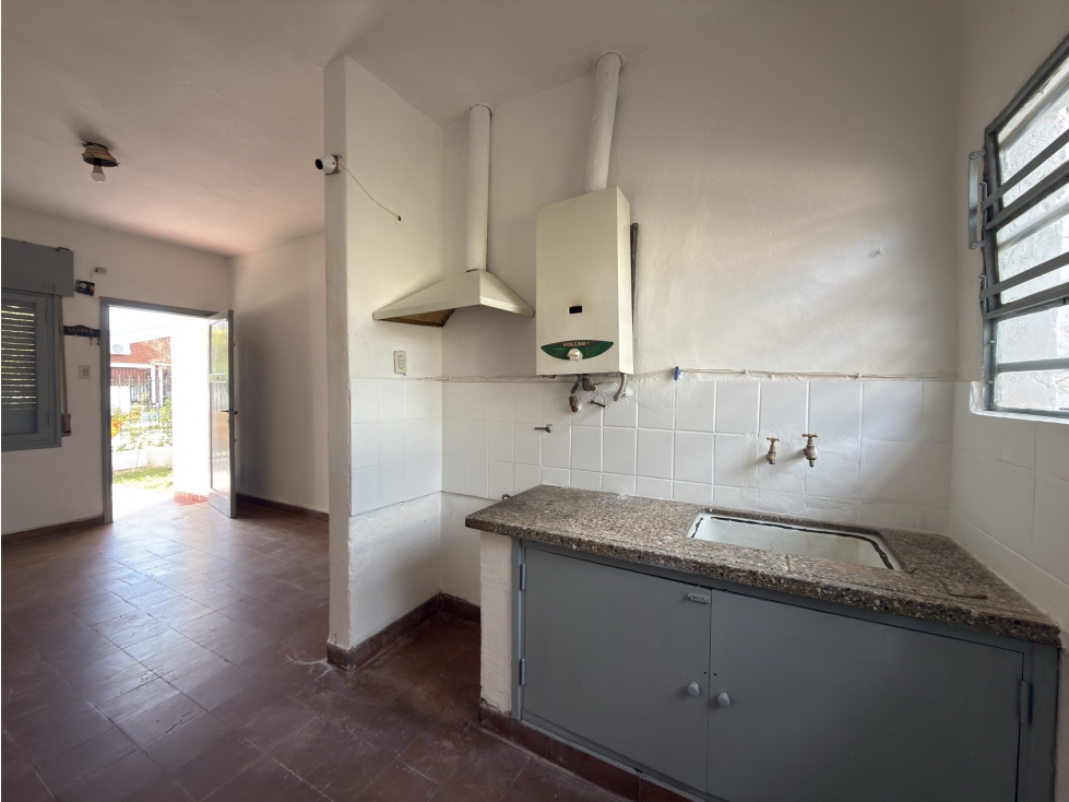 ALQUILER - CASA 2 DORMITORIOS - ALTOS DE VELEZ SARSFIELD — foto 3