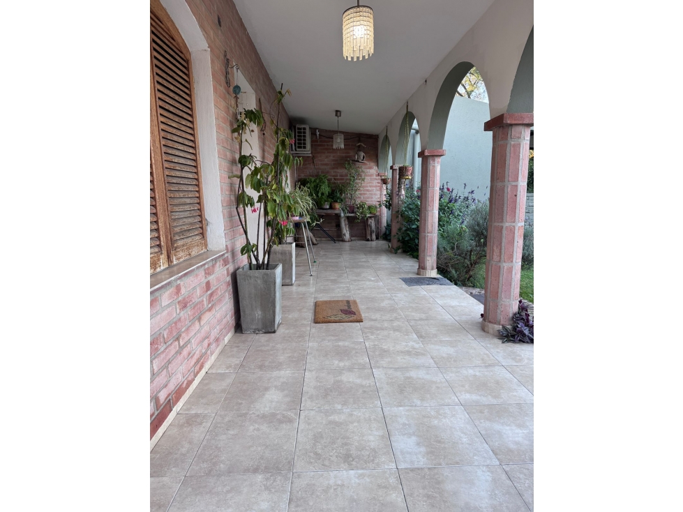Venta Casa 2 Dor Zona Quintas de Arguello + Depto Independiente 2 Dor - 2