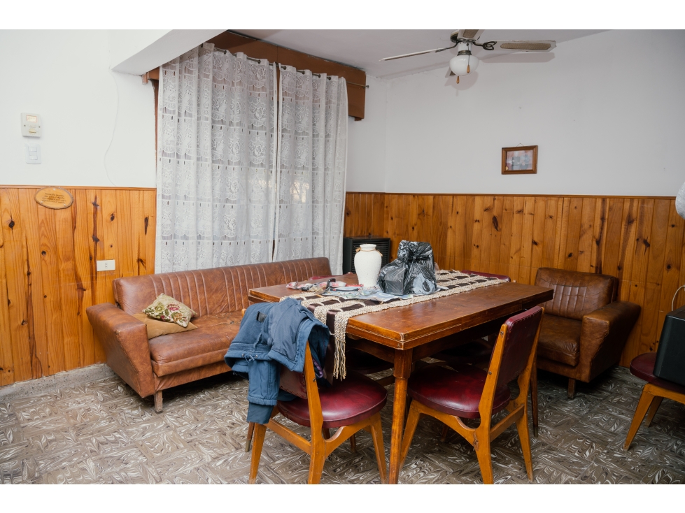 VENTA - CASA 2 DORMITORIOS - SAN LORENZO SUR - 5
